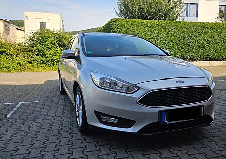 Ford Focus Turnier 1.0 EcoBoost Start-Stopp-System Trend
