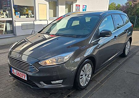Ford Focus Turnier Titanium