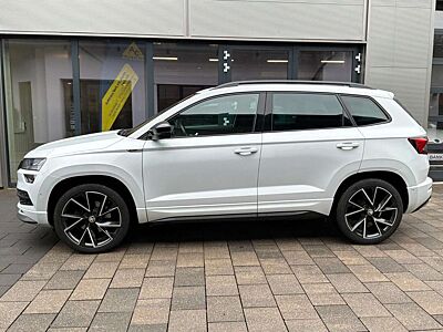 Skoda Karoq Sportline 4x4 AHK+ACC+DCC+NAVI+CARPLAY