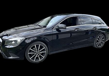 Mercedes-Benz CLA 200 Shooting Brake (CDI) d Urban AHK Led