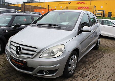 Mercedes-Benz B 180 Gasanlage PDC SHZ Navi WR