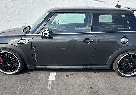 Mini ONE John Cooper Works