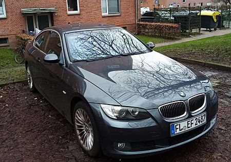 BMW 325i 325 Coupe Aut.