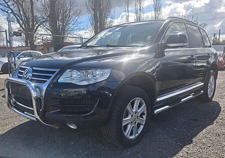 VW Touareg Volkswagen V6 TDI / 3,0 L Vollausstattung