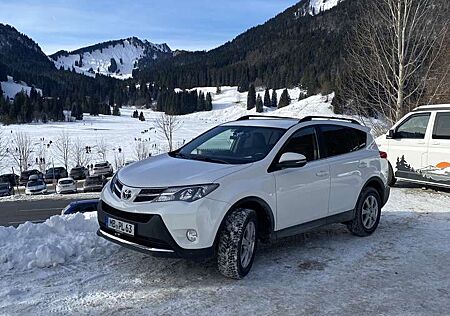Toyota RAV 4 2.0 D-4D 4x2 Start-Stop Life