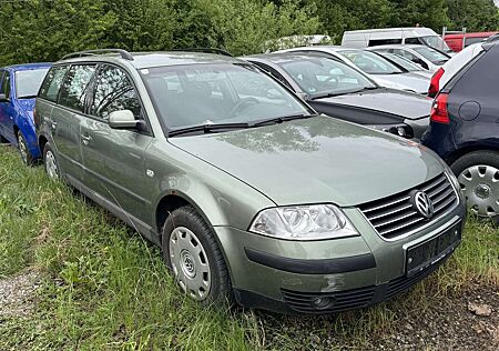 VW Passat Variant Volkswagen Basis