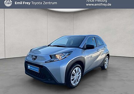 Toyota Aygo (X) X S-CVT Play