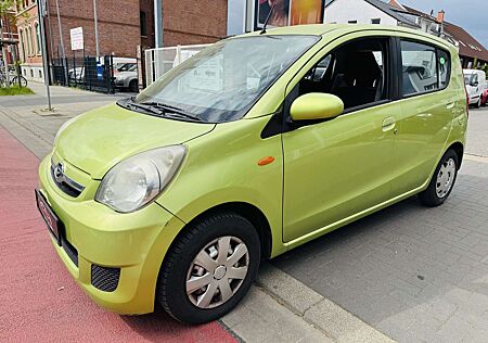 Daihatsu Cuore Plus (3-trg.)AUTOMATIK"KLIMA"124000"