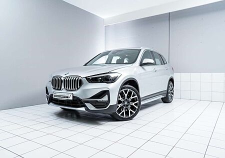 BMW X1 xDrive25d xLine ACC Panorama HUD Navi Leder