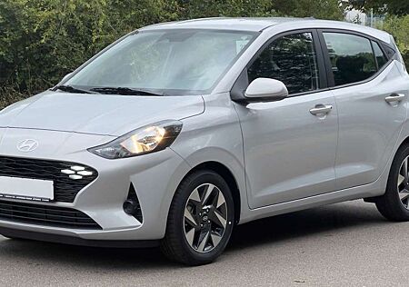 Hyundai i10 Trend 1.0 AMT *Navi*RFKamera*PDC*Klima*