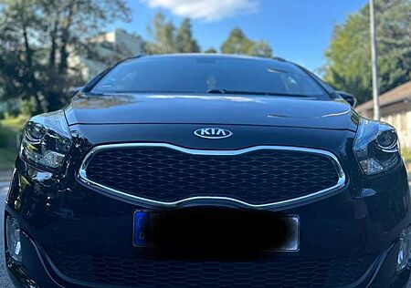 Kia Carens 2.0 GDI Vision