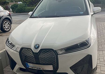 BMW iX xDrive40