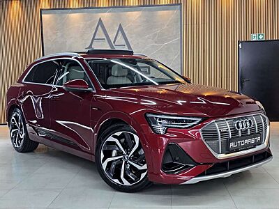 Audi e-tron E-tron 55 Quattro S-Line*PANO*AHK*MATRIX-LED*