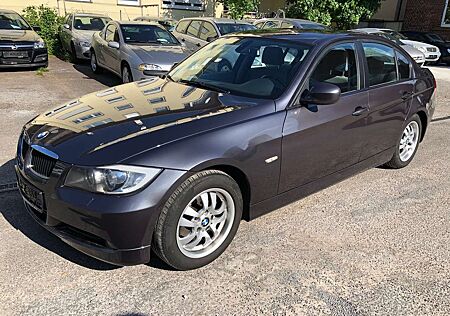 BMW 320 E90-Klassischer Fahrspaß mit Stil