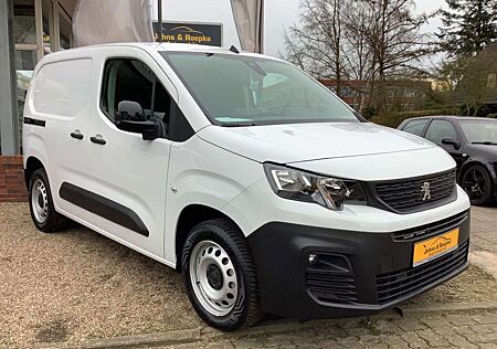 Peugeot Partner 1,5 BLUE HDI / AHK / ALLWETTERREIFEN
