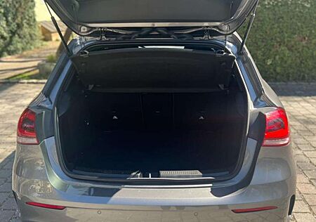 Mercedes-Benz A 220 d 8G-DCT AMG Line