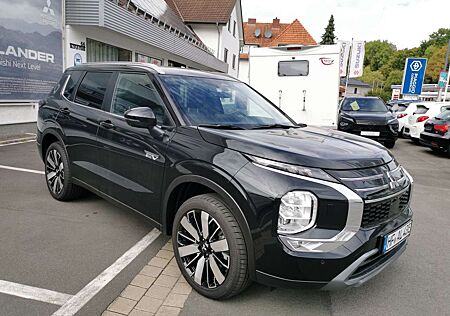 Mitsubishi Outlander 2.4L PHEV Intro Edition *S-AWC*Kamera*NAVI*SHZ*