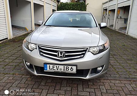 Honda Accord 2.0 Automatik Elegance