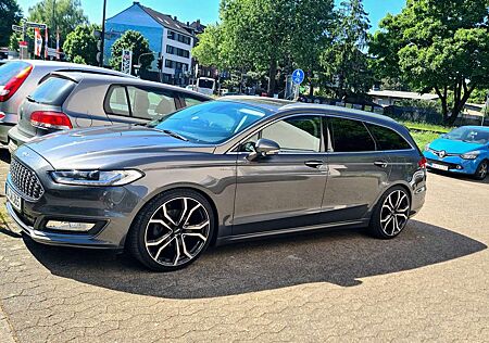 Ford Mondeo Vignale 2.0 TDCi Start-StoppPowerShift