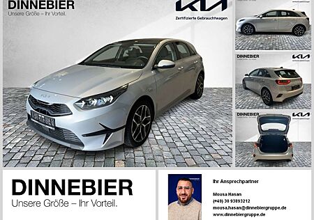 Kia Cee'd Ceed / CEED 1.5T Spirit Glasdach+LED+Navi+Kamera