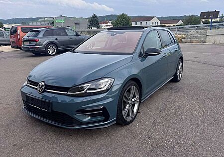 VW Golf Volkswagen VII Lim. R-Line IQ LED Pano ACC Nav Dynaud.