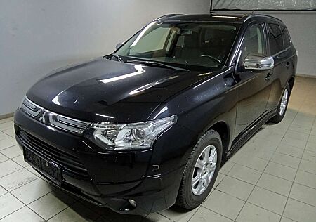 Mitsubishi Outlander ClearTec Invite 4WD