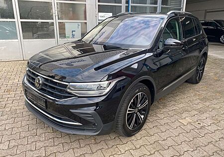 VW Tiguan Volkswagen Active/Navi/ACC/LED/Rückfahrkamera/1.5TSI