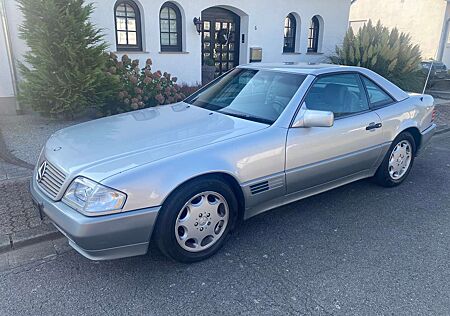 Mercedes-Benz SL 320