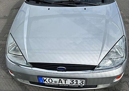 Ford Focus Ghia ***Nur 110TKM***