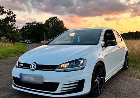 VW Golf GTI Volkswagen Golf GTD GTD BMT