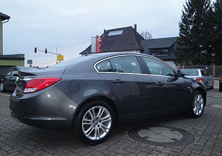 Opel Insignia 1.8 Edition
