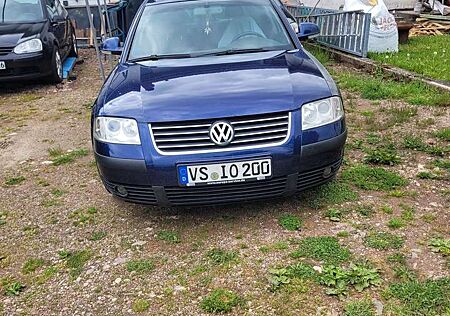 VW Passat Volkswagen 2.0 TDI DPF Comfortline