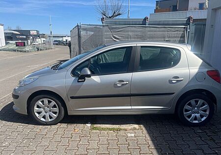 Peugeot 207 75 Filou