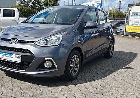 Hyundai i10 1.2 Automatik GARANTIE KLIMA SITZHEIZUNG ALU