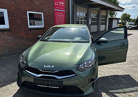 Kia Cee'd Ceed / Vision