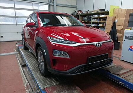 Hyundai Kona gebraucht kaufen Hyundai Kona Trend*Krell*ACC*R.cam*SHZ*WMP*ST-heiz*Navi