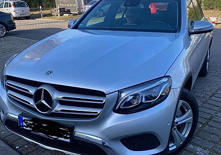 Mercedes-Benz GLC 220 d 4Matic 9G-TRONIC