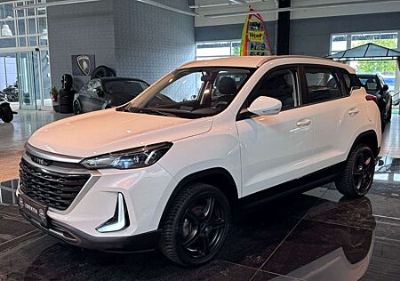 BAIC Beijing X35 LED PDC Navi Tempo BT-Audio 1.Ha