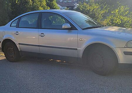 VW Passat Volkswagen 3bg 1,6 l Benzin Comforteline