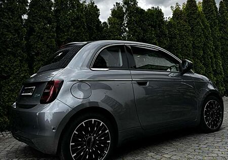Fiat 500 La Prima