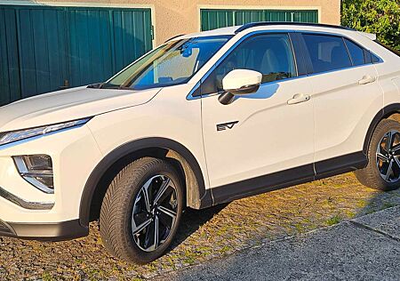 Mitsubishi Eclipse Cross Plug-In Hybrid 4WDBasis