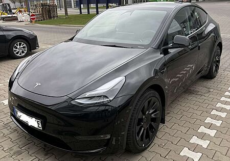 Tesla Model Y Long Range Dual Motor AWD, AHK, Batt. 94%