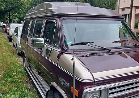 Chevrolet Chevy Van Wohnmobil V8