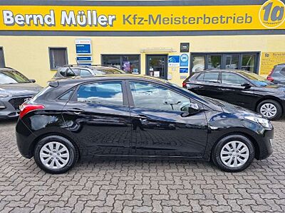Hyundai i30 1.4 Classic blue Klima Allwetter-Reifen