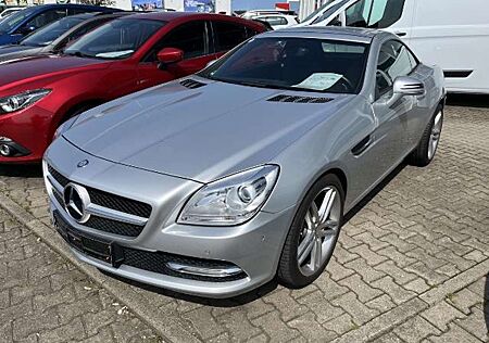 Mercedes-Benz SLK 200 CGI - Navi - SHZ - Leder - PDC - Sportfahrwerk