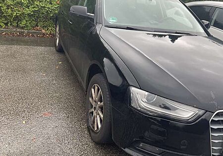 Audi A4 Attraction