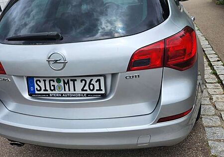 Opel Astra 2.0 CDTI DPF Sports Tourer Automatik Design Editio