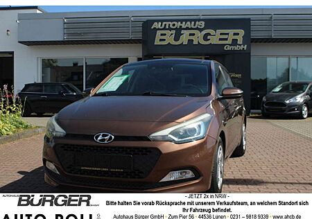 Hyundai i20 Intro Edition 1.2 Panorama SHZ LenkradHZG Spurhalt