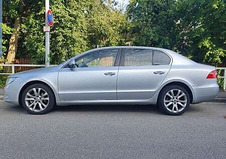 Skoda Superb 1.8 TSI Elegance
