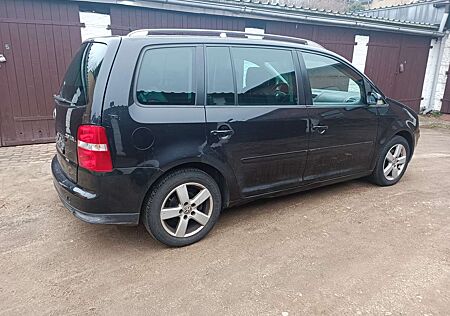 VW Touran Volkswagen 2.0 TDI DSG Highline,Automatik,,7 Sitze,Leder,Xeno